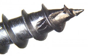 Left hand thread on the screw tip